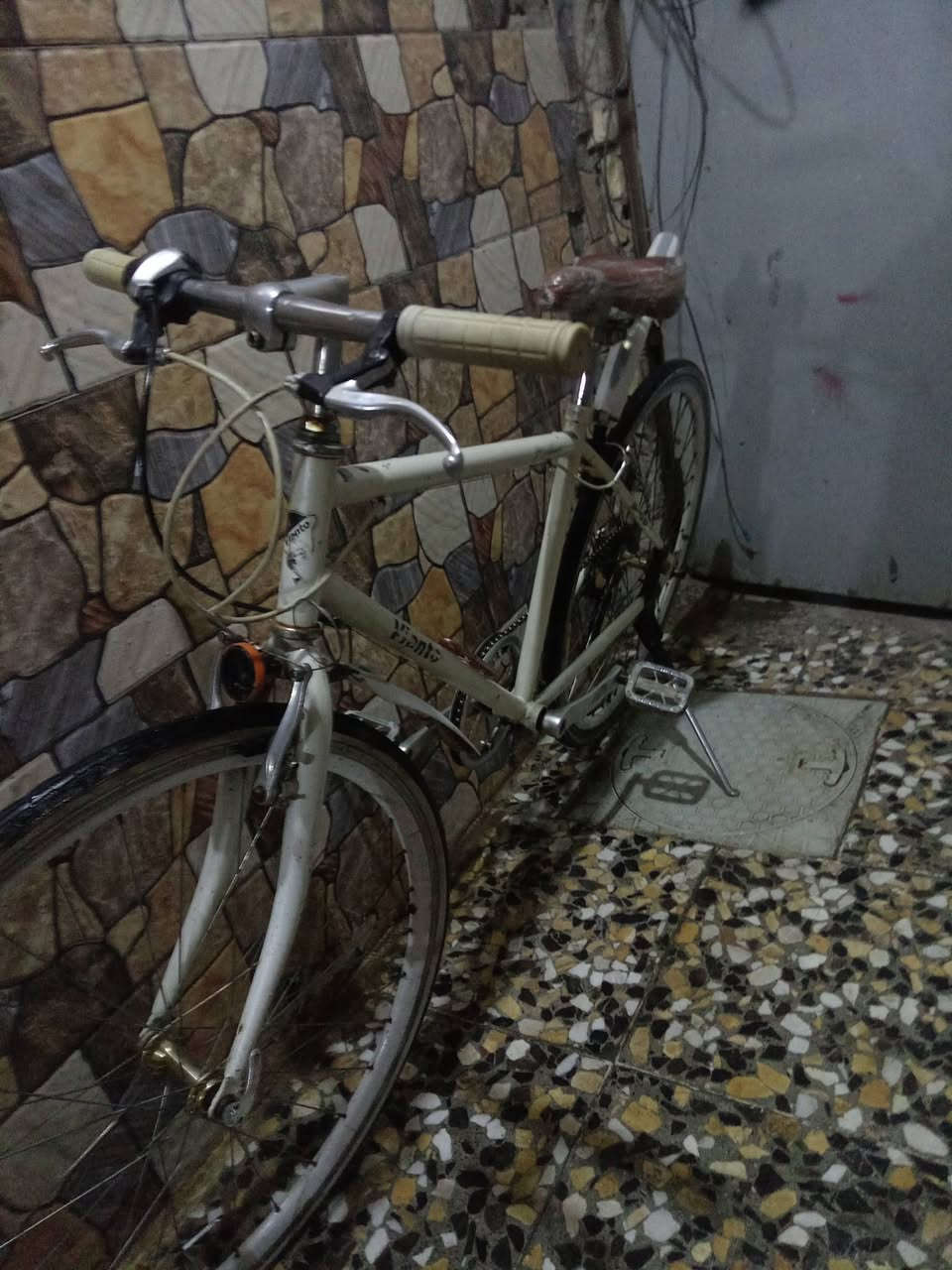 بغداد مدينه الصدر 
سعر. 150


**إذا كنت صاحب هذا الإعلان وتريد حذفه لأي سبب، رجاءا أرسل رسالة إلى الدعم الفني**