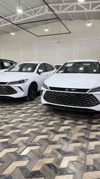 يتوفر لدينا للبيع BYD جن بلص ٢٠٢٥ الفول كارت والعدة كامله السيارات زير...