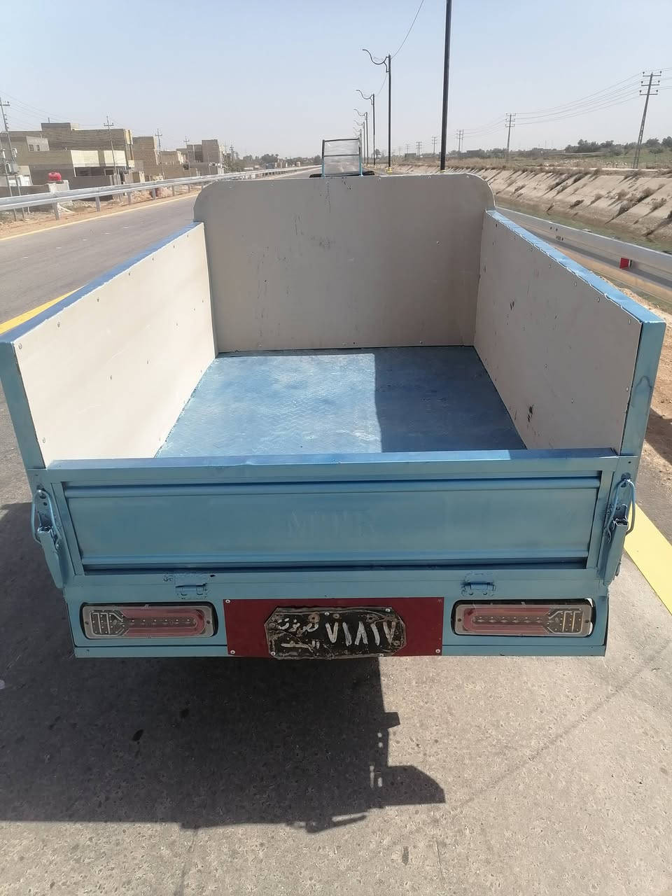 السلام عليكم ستوته للبيع جاهزه من كلشي رقم موديل ٢٠١١ رقم ***********
