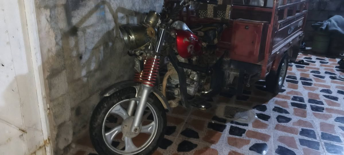 اخوان السلام عليكم ستوته للبيع مليون و200 وبيها مجال.***********
