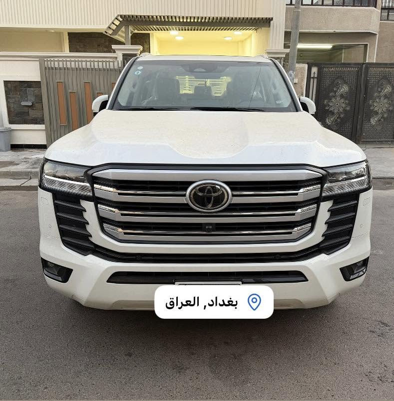 لاندكروز 2025ساز TSS
ملاحضه : السياره مغلفه PPF من الزيرو
مكفوله كفاله عامه  من كلشي السياره مكفوله من الرصعه والفتح وحته الشخط على وضع الشركه
  فول مواصفات
‎•ابل كار بلي و اندرويد اوتو
ماشيه 884كيلو .
‎•فتحة سقف
‎•صندوق كهرباء
‎•شاحن لاسلكي
‎•اوتو هولد‎
‎•التحذير من مغادره المسار والمساعده في الحفاظ على المسار
‎•بريك بصمة
4كاميرات محيطيه
3شاشات 
‎•3 اوضاع للقيادة
‎•مثبت سرعة
‎•ثلاجة
‎•حساسات امامي خلفي
عتبات أبواب أمامية وخلفية مضيئة 
‎•مقاعد كهرباء
‎وبعد السياره بيهة هوايه مواصفات 
‎السياره مكفوله كفاله عامة
محرك 4000 تنفس طبيعي ✅ 
رقم بغداد باسمي  تحويل مباشر
مكاني بغداد 
للاستفسار: 
***********
