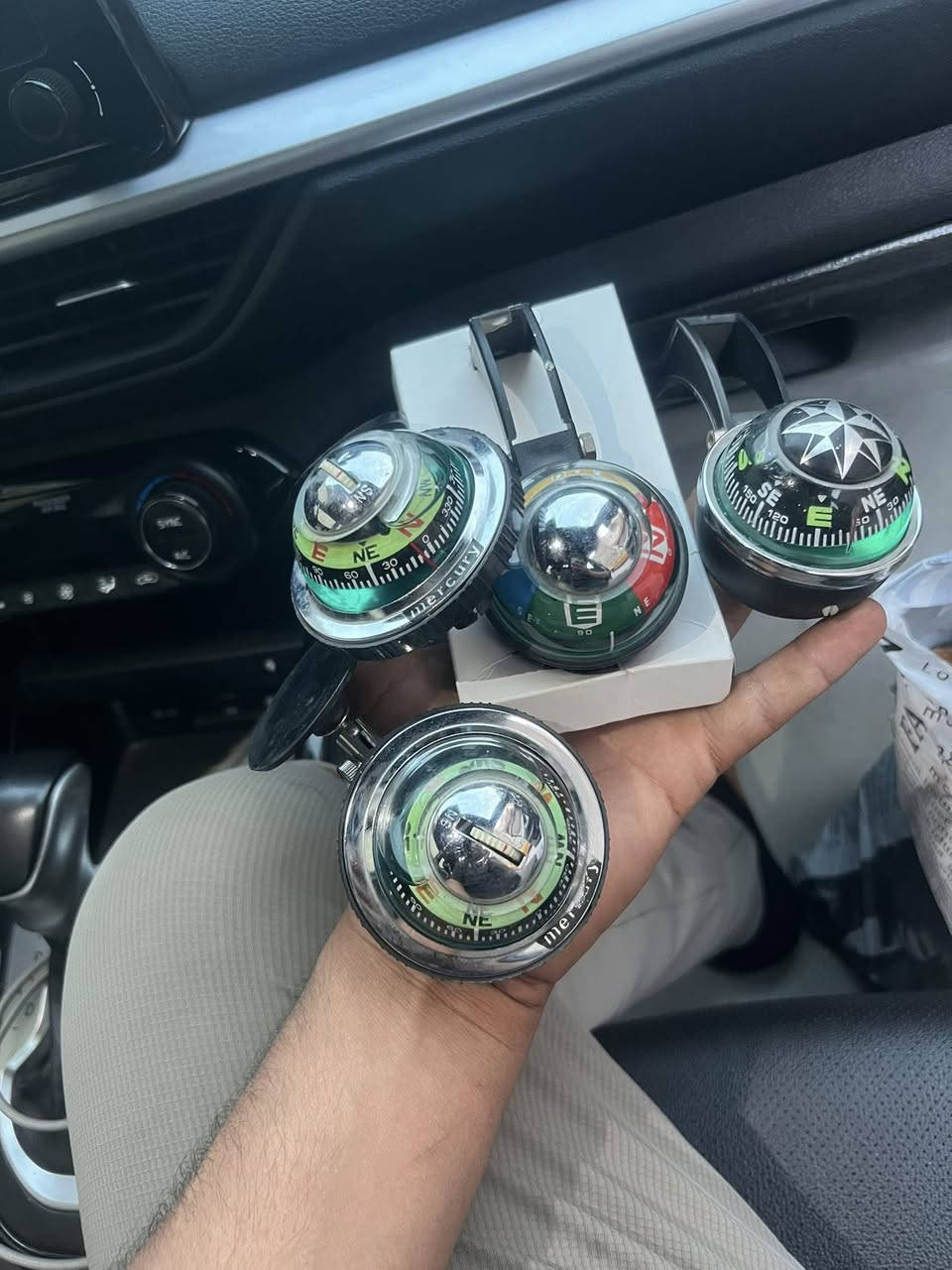 السلام عليكم غراض للبيع كله جديد فحص ***********
