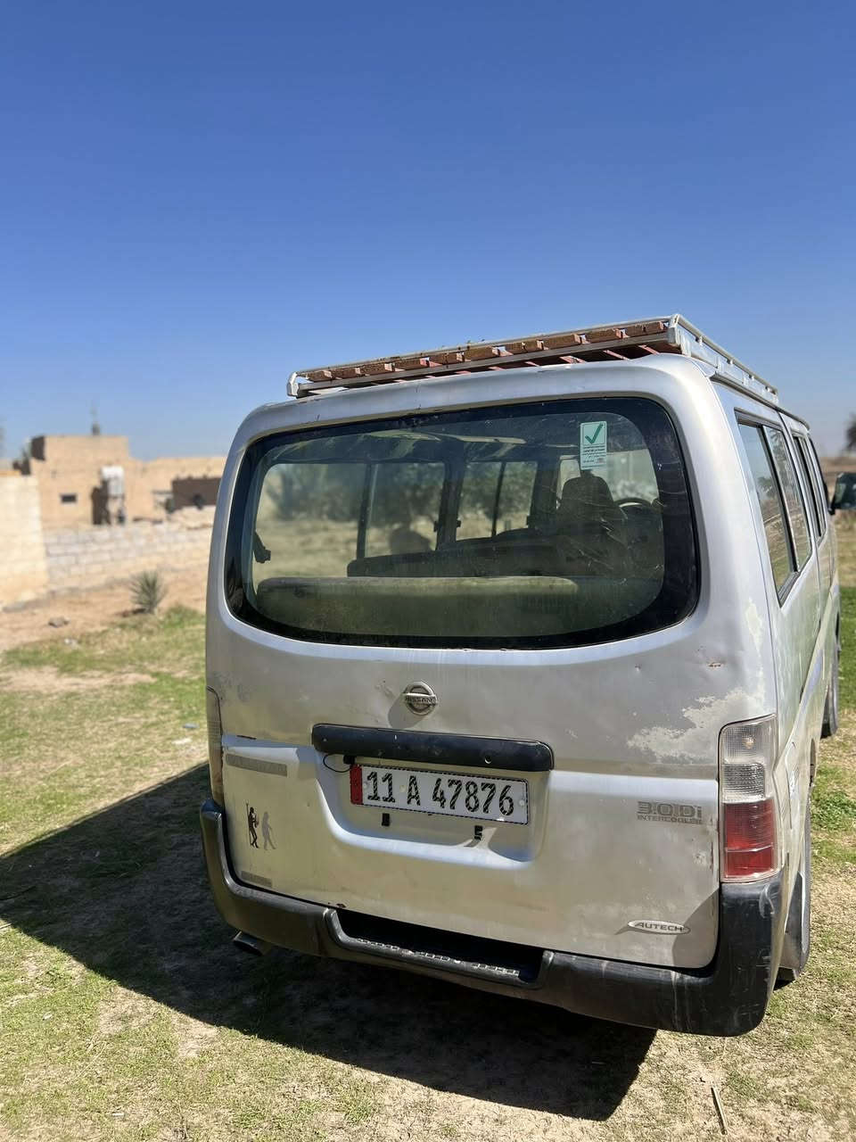 سلام عليكم نيسان ناصي لبيع موديل2011سياره خير من الله بيه صبغ مكانات بس اني بيعلك حزام سعر 110 وبيه مجال بسيط***********
