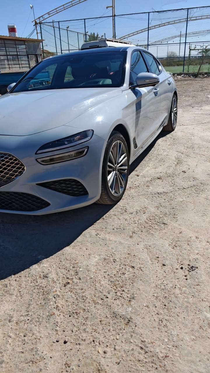 السلام عليكم
جينيسيز G70 رقم بغداد مواصفات برستيج اعلى فئة مكينة 6 سلندر توين تيربو حادثها فقط حافة بنيد عارضها 263 وبيها مجال مكانها بغداد المنصور للاستفسار 
***********
