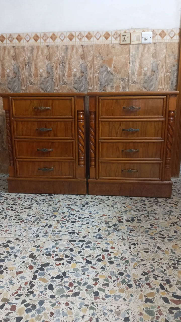 كومديات صاج تزكام مستعمل عرض 60سم ارتفاع 75سم عمق 40سم السعر 80 وبيهن مجال العنوان بغداد حي الإعلام سوق اميمه  حي الشباب نهايته الشارع فرع ماركت فريش موبايل عراقنا وتساب بي 
*********** 
***********
يوجد توصيل غير مجاني داخل بغداد فقط
