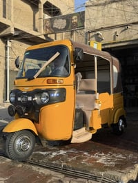 شباب تكتك للبيع موديل 22رقم وسنويه شهر ل7 بيها طخه بل لغد وراجعه بارد ...