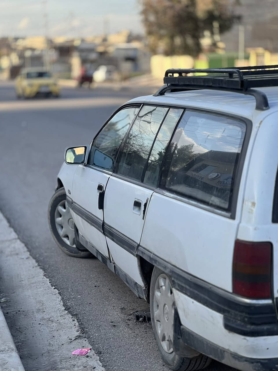 اوميكا ستيشن سيارة بيها كوبون وسنويه 2029 سيارة صاحبها الشرعي موجود شرط التحويل سياره مال شغل ماعايزها شي محركها نضيف مابي شي لا صرف ولا نفخ مكانها موصل سعرها ((30))
الرقم ***********
