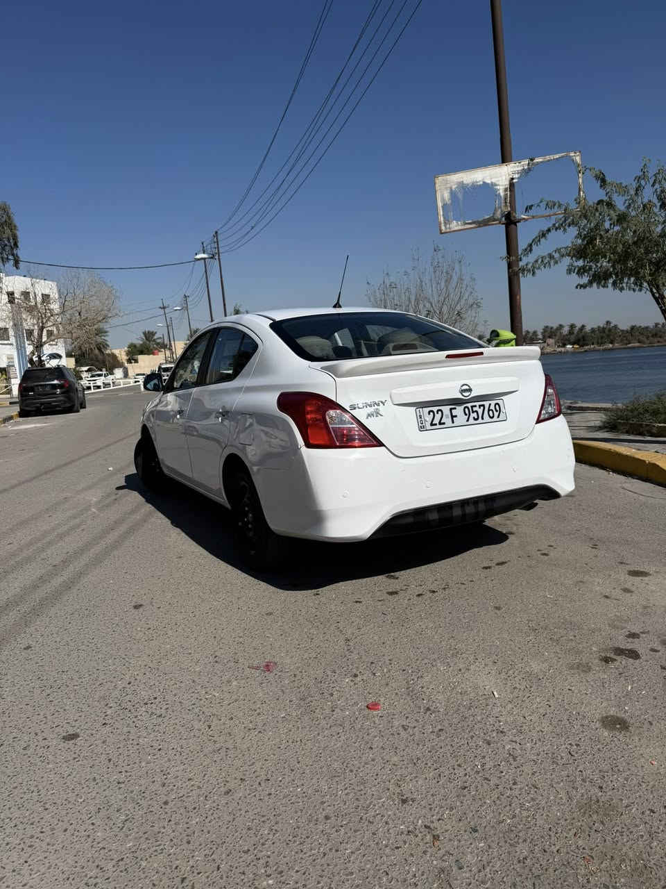 من رخصه لادمن 
نيسان سني الهندي بليته الزركه  2022
سياره كفاله عامه 
السعر117وبيه مجال
غير متواجد ع نت رقم الهاتف ***********
