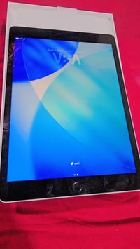 ايباد 9 • ٦٤