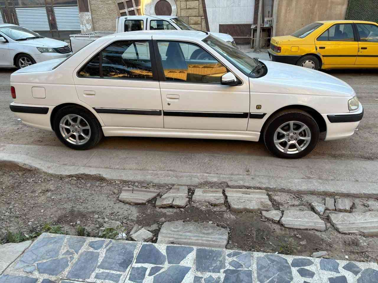 السلام عليكم
بيجو ٢٠١٨ للبيع مكفوله من صبغ او تبديل 

كير محرك شركه استندر  

تبريد ثلج منظومه غاز كارت ضمان سياره مال بيت استلام شركه بسمنه ماشيه ٧٣ تخم تاير صدر جديد سياره كامله مال بيه نقص 
السعر ٧٠ وبيه مجال 

بغداد شارع فلسطين 

***********
