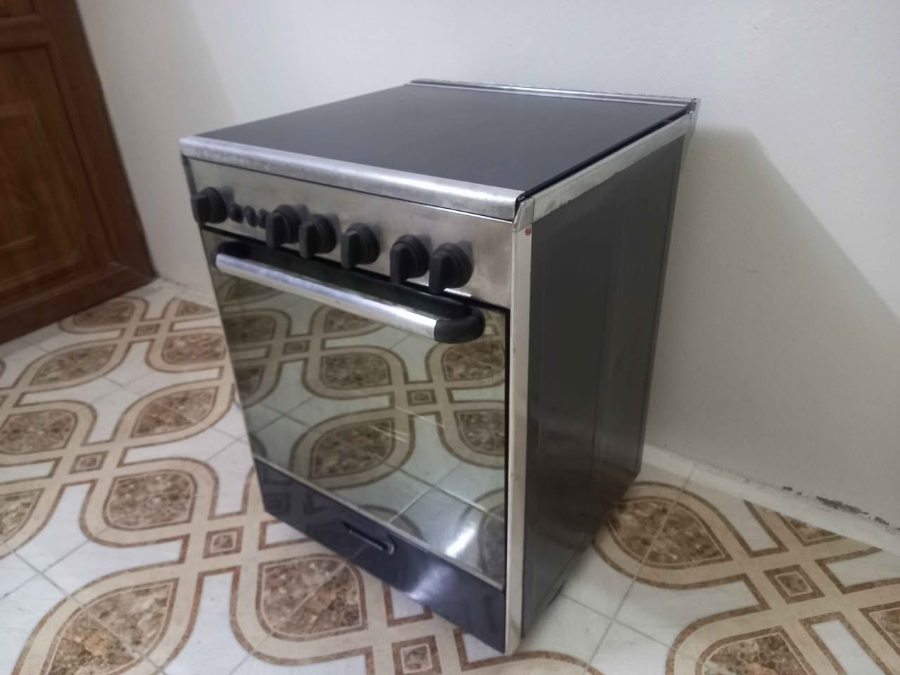 طباخ عشتار مصري للبيع شرط الشغل السعر ١٢٥ ألف العنوان موصل حي الصدام بعد السيطرة عالشارع العام طريق بعشيقه *********** *********** يوجد توصيل داخل الموصل أجره عالمشتري موصل, نينوى

