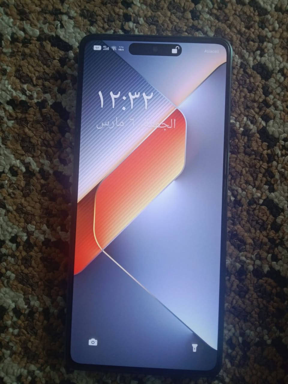 جواد ام نظيف كاميرا مكسوره بس 200    776 409 8394
