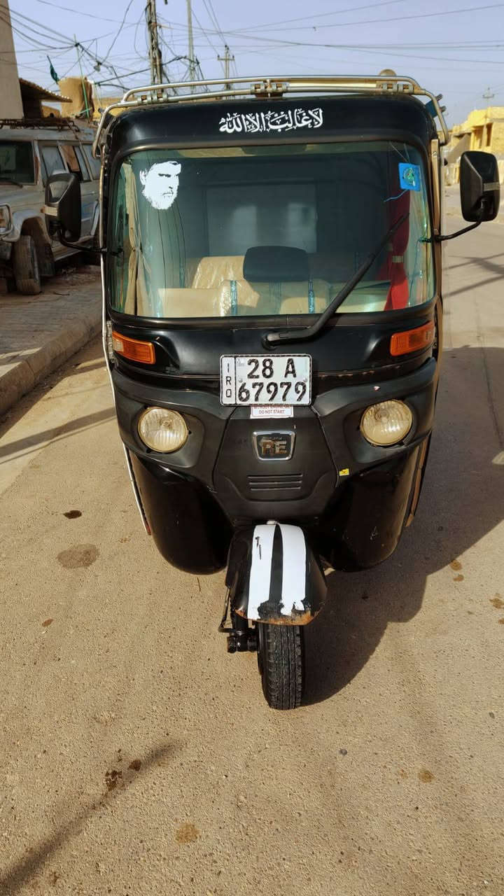 سلام عليكم تكتك 2020 رقم نجف بسمي تحويل ثاني يوم لوحات انكليزي مكفوله كفاله عامة مكاني كوت السعر 6,800  أو بيه مجال قليل الشراي يتصل واني بخدمته ***********
