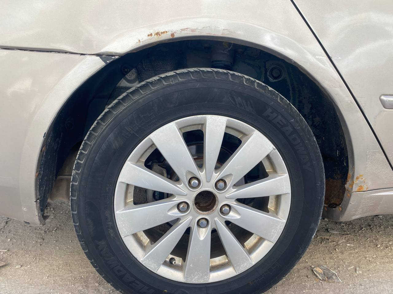 سوناتا 2008
أمريكي دخول بدون ضربه كلين 
سيارة مكفوله من حداديه من مكينه
سياره بسمي مداور مباشر للاستفسار
***********
***********
