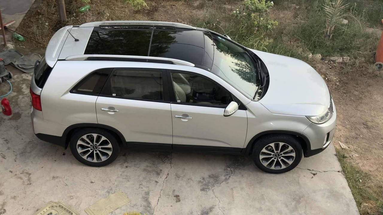 السلام عليكم
كيا سورنتو موديل 2013 فول مواصفات محرك 2400

سياره بدون ضرر حيل حلوه ما ناقصها شي سنويه جديده لل 2030 تحويل ثاني يوم  للبيع او المراوس (كامري) او (كورلا)  موديل حديث  للاستفسار *********** السعر 165
