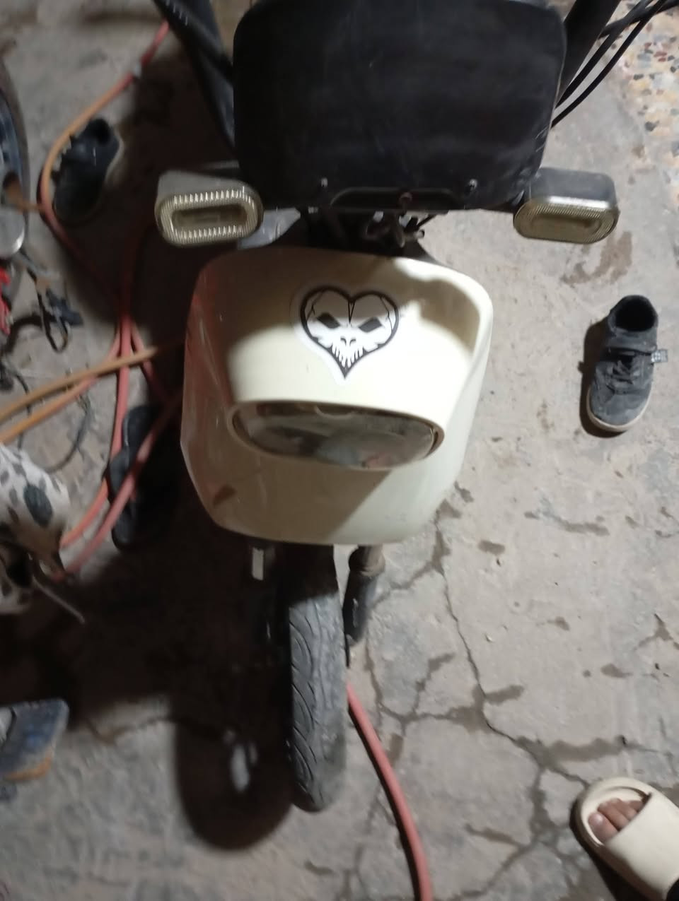 دراجه شحن موديل ٢٤ حجم ١٤ شغال نكول نص عمر نقص جاملغ وقمجي بريك دبل بصمه وسويج الريموند يشتغل تشغيل إطفاء بيه هم قفل ويل سويح السعر ١٢٥ درجه هل موجود ابيع كوم حديد شراي اتصل لو تجي تشوفه رحمه على ولديك لاترسلني مع احترامي الجميع اكو ناس تحب بس تسولف وتكسر بحلال غير واني كاتبلك التفاصيل بغداد حي الجهاد رقم الهاتف ***********
