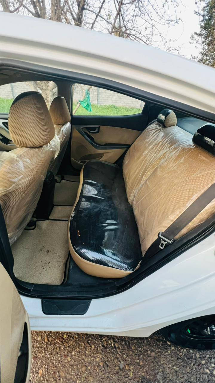 سلام عليكم اخوان النتره البيع وارد خليجي 2012 سياره فول مواصفات فتحه وبصمه فول يدات نيكل رقم نكليزي دولي كير مكينه مكفول 1800 دوش تخم تاير جديد دوشمه جديد بيه مكانات صبغ سعر 105 قفل ***********
