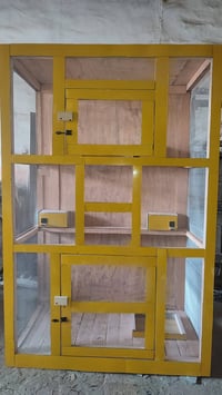 قفص جديد للبيع السعر 70 الف 07851421820