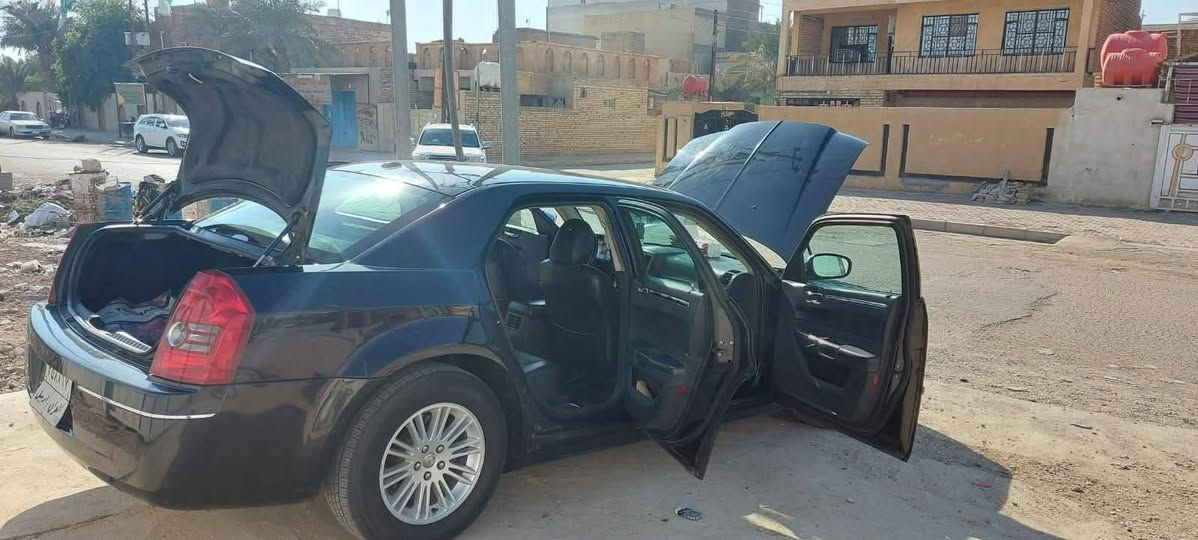 السلام عليكم اوبامه مديل 2010 رقممهه اربيل مكاني ميسان  تفاصيل كامله عل رقم 7705508460العماره
