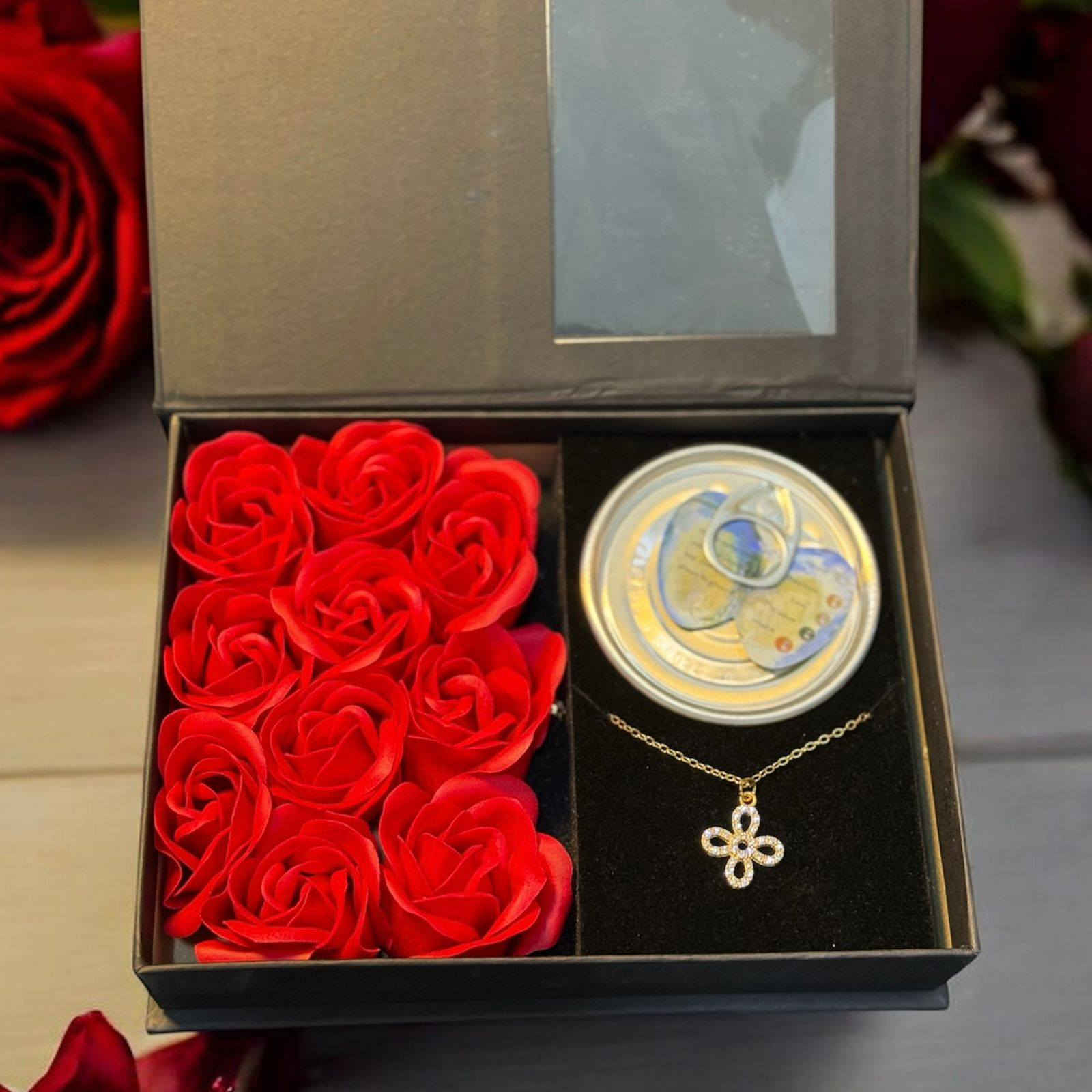 طقم هدايا نسائي فاخر - ساعة واكسسوارات
مع ورقة تكتب بيهاا عبارة وتغليف يخبل 
ويوجد توصيل لجميع محافظات


**إذا كنت صاحب هذا الإعلان وتريد حذفه لأي سبب، رجاءا أرسل رسالة إلى الدعم الفني**