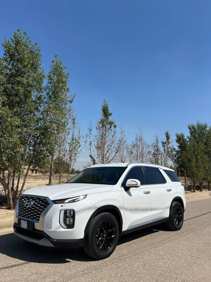 النوع: هيونداي وارد كوري 

بلسايد أبيض 

المحرك V6 3.8GDi

الموديل:2022 بدون لوحات فحص مؤقت

عداد المسافات:55km

الضرر جاملغ ايمن وايسر +بنيد+باب وبيها مكانات بارد 

ايرباك ستيرين 

الموصفات 

1ويل كب 20 عالي مال جارجر

2لدات خلفيه +امامي +لد نهاري

3اشاير بلمري 

4 بصمه +كشنات ترحيب +بصمه ابواب 

وكشنات كهربائي 

5مري ترحيب 

6اضواء ترحيب 

7لايت زنونLed +تحكم الايت

8جنطه كهربائي 

9كشنات جلد Vib منفصل

10تبريد كشنات

11تدفئه كشنات

 AUTO HOLD :12

13كامره دواره

14حساسات خلفيه امامي 

15 توقف ذاتي عند الاقتراب

16تحديد مسار

17 قياده اليه

18ناقل الحركه الكير دكم

19نضام السبورت +ايكو وبعد بيها هواي وضعيات للقياده

20تدفئه ستيرن 

21تبريد بيانو

 22شاشه كار بلي 

23 شفتات ستيرن 

24حاضن اكواب 

السياره معروفه بلموصفات وبيها بعد هواي موصفات ممذكوره 

السياره احلا من صور وكلش نضيفه 

مكانها السياره حله بابل )السعر 210 وبيه مجال اتصل على رقم ***********
