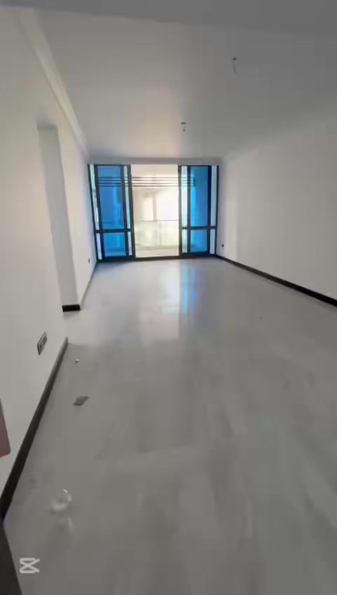 شقة للبيع في مجمع بوابة العراق السكني 

مساحه ٢٢٨ م 

طابق ٨

سعر البيع ٣٤ شده فقط 

للتواصل ***********

تصوير الشقه بلكامل 
الشقه زيرو ✨
