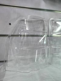 يتوفر  قطع غيار باجيرو 2000-2018   فول لايتات  جامة لايت  بك لايتات  ج...