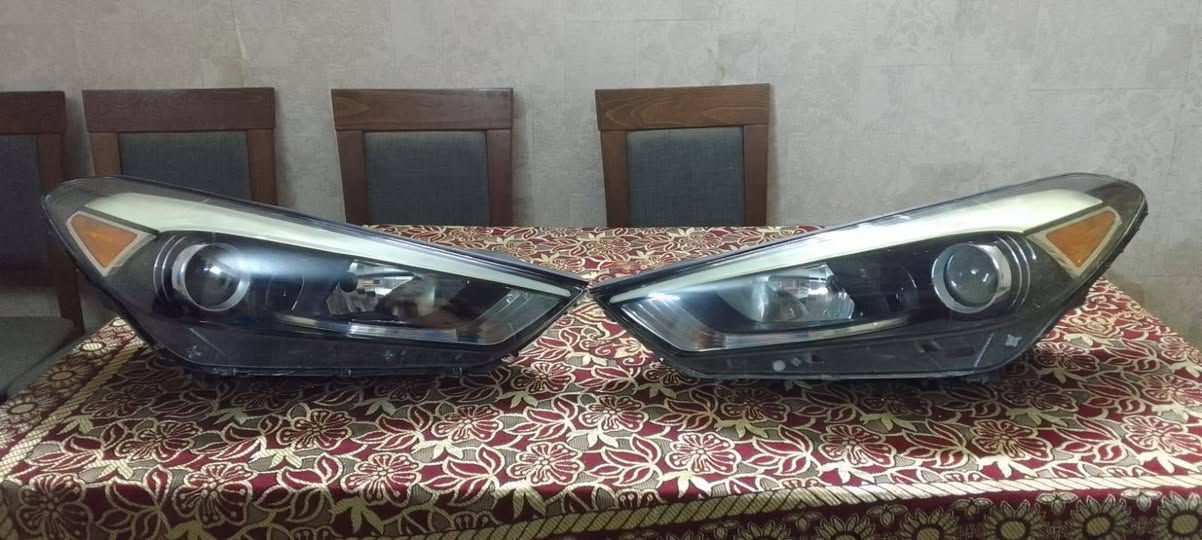 سلام عليكم
مازدات توسان نوعيتين 11و14وفوك ام 11 تك وموديل 14 زوج بلاديات نضيفات اصليات 
وبروجكترات ليد مع كلوبات هالوجين 
مازده تك ال11 سعره 35الف اصليه
والمازدات 14 سعره 125الف اصليات 
البروجكترات 16 حسب مالتك البروجكترات سعرهن 25 الف 
للستفسار واتساب واتصال 
***********
