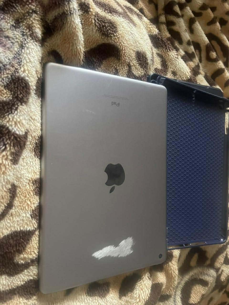 سلام عليكم أيباد 6 ذاكره السعر 125 وبي مجال شي قليل مكاني الشرقاط


**إذا كنت صاحب هذا الإعلان وتريد حذفه لأي سبب، رجاءا أرسل رسالة إلى الدعم الفني**