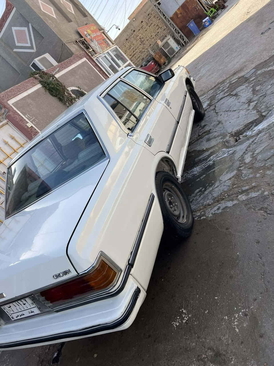 سلام عليكم شباب سوبر للبيع موديل 82مصبوغه حزام مكينه وكير 3000 رقم بغداد الماني سنويه صاقطه بل 2025 نضافه فول واحد عله واحد دواخله فول مكان السياره بابل الكفل السعر 47 وبيه مجال‏‪***********‬‏
