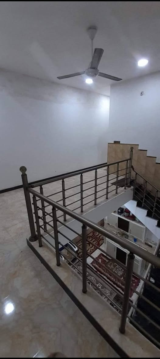 سلام عليكم بيت للبيع سكينه مساحه 100 بل بدايه قرب مخبز الساعدي
مقاطعه 9/2
طابق ونص حديث بناء 2023
اقرار 25
واجهة 5 نزال 20
اي استفسار *********** الامين سكينه الزراعي شارع المكاتب
