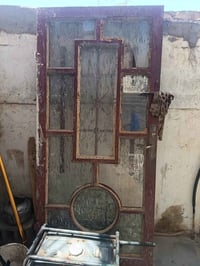 باب • ارتفاع ٢١٢ • عرض ٩٩