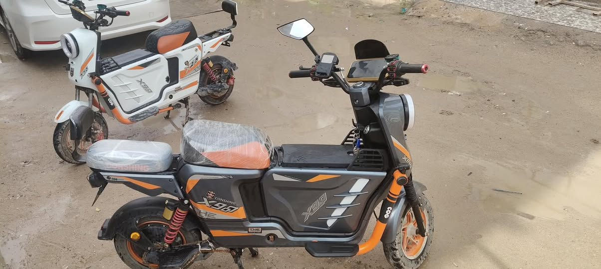 دراجة X900 شحن للبيع السعر 550 وبي مجال للاتصال***********
