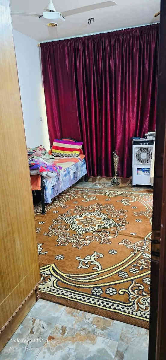 كارثه  لااول مره من مكتب التميمي
السلام عليكم 
مشتمل للبيع المساحه 60 متر ركن  بسعر مناسب 
الواجهه 6 ونص متر 
النزال 9 متر 
العنوان :- الشرطه الخامسه/قرب جامع الجميلي /مربع ال300/
يحتوي على/-غرف نوم عدد2/صاله/مطبخ/صحيات2/منور/بيتونه/سطح/طرمه كبيره/
طابو صرف/نظيف جدا/ركن/شارع عريض20 متر/رصيف3متر/
للاستفسار الأتصال 
***********
***********
يتوفر واتساب
