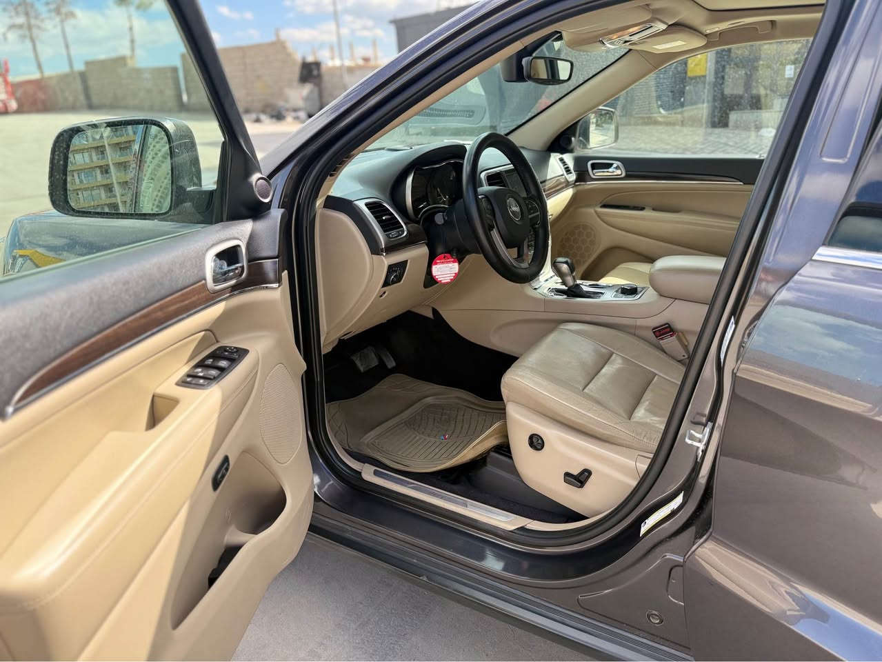 السلام عليكم ورحمةاللە وبركاتە
جيب لاريدوو ٢٠١٨مواسفات امريكي  لميتد تةنها ٤٧ هةزار روشتووة 

بصمە 
بانوراما 
دەبل اكسل ڤليوم
كامل رادار 
شاشە 
كاميرا 
لايت ليد 
دەرگاي دواوە جەك 
زور مواسەفاتي تر 
بێ ليدران دوو بست كارتي هةية 
نرخي ٢٧٥ ورقة 

0770 152 5035

0770 151 9905

عربي 
جيب لاريدوو مواسفات امريكي ٢٠١٨

بصمە 
بانوراما 
شغال 
لايت ليد
باب خلفي شفت 
كامل رادار 
شاشە كاميرا 
دفع روباعي ڤوليوم 
مواسفات معروفە  
بدون صبخ 
شبرين بارد 
السيارە داخل السلمانيە 

0770 152 5035

0770 151 9905 السليمانية, العراق
