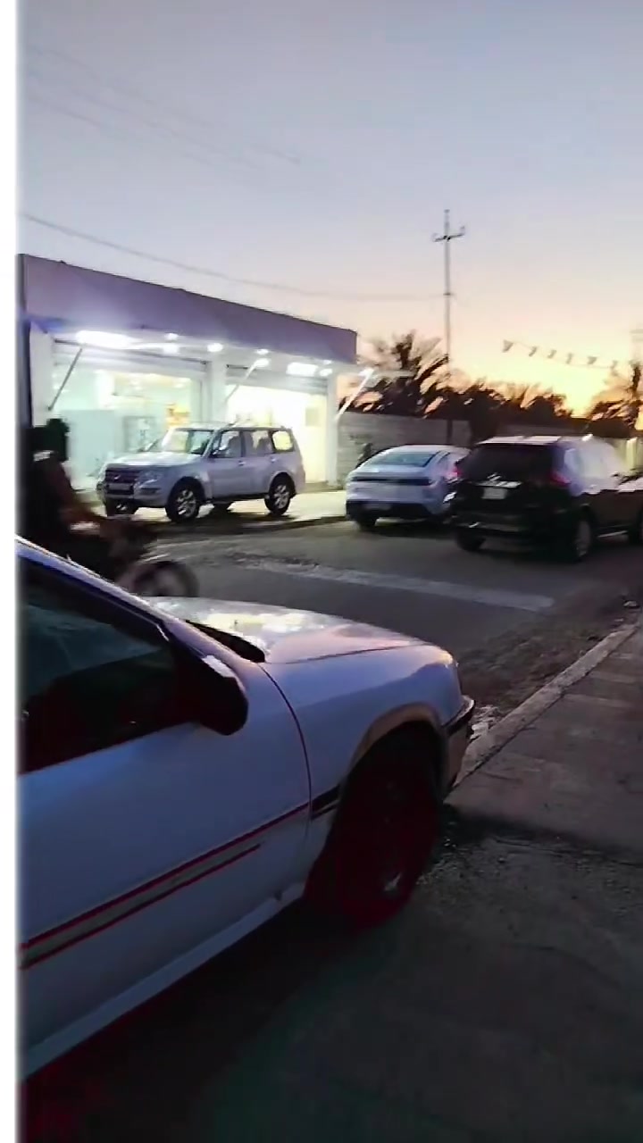 اوبل فكتره للبيع كل نقص مابيه كير ومحرك شرط 20)  يرهم مروس حسب القناعه


**إذا كنت صاحب هذا الإعلان وتريد حذفه لأي سبب، رجاءا أرسل رسالة إلى الدعم الفني**