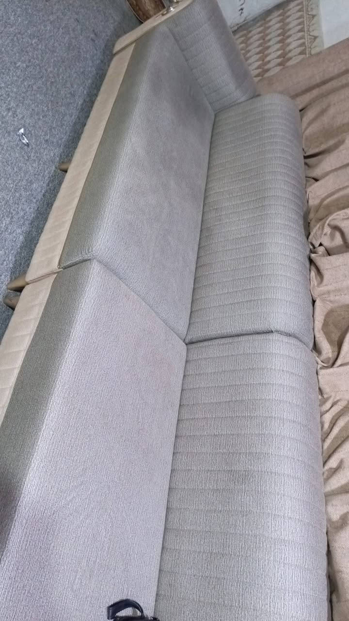 من رخصت الأدمن 
تخم غنفات 11متر 
مثل متشوف 
السعر 370 
الاتصال ***********
