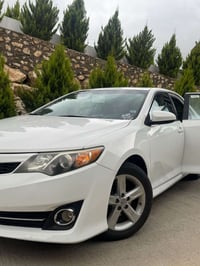 كامري ٢٠١٤ • ٧٣٠٠٠٠ كم • دهوك