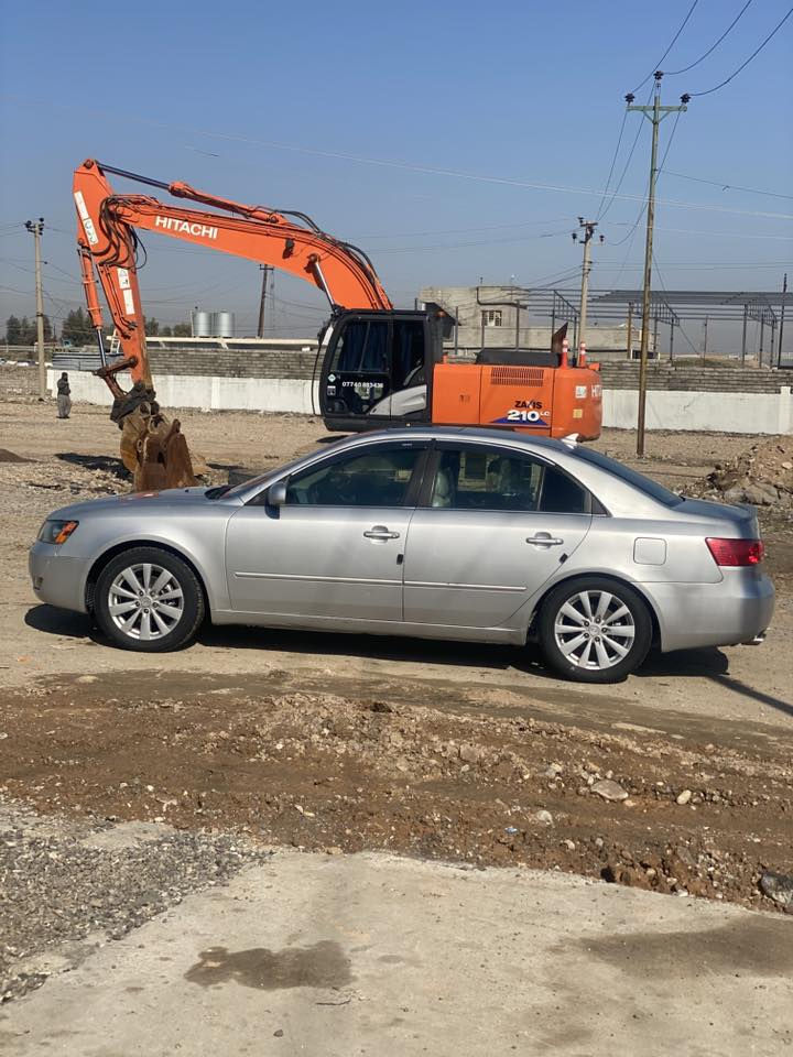 للبيع سوناتا 2007 أمريكي سلايت اكشانه جلد  الضرر قطعتين وربع البونيد بدون دواخل رقم جديد تحويل مباشر السعر 97 وترهم مقدمه 70 للاستفسار ***********
