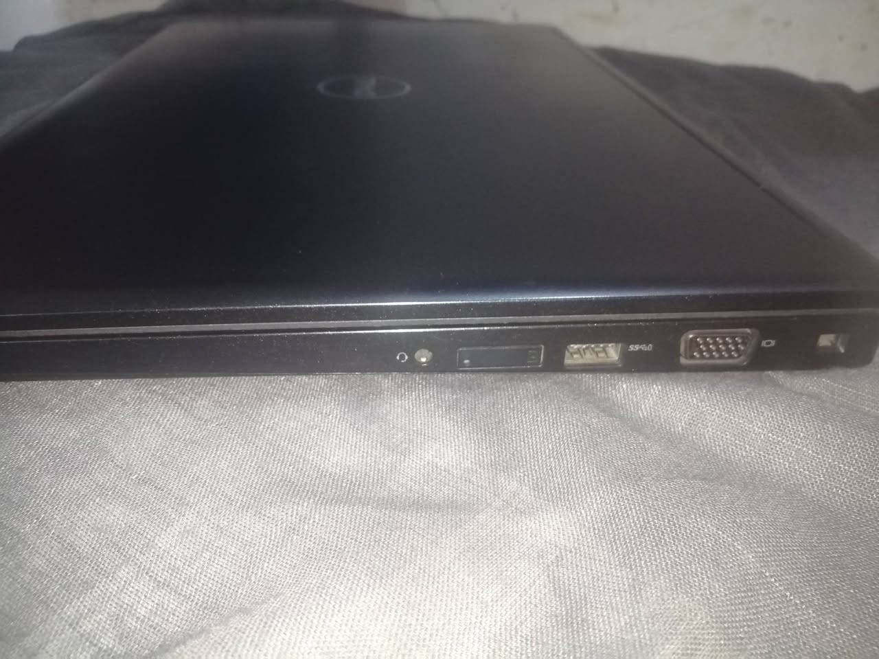 السلام عليكم
لابتوب  dell latitude 559‪0.     للبيع
مواصفاتة. Intel cori5 gen 7 الجيل السابع /المساحة 256‪ssd / 
رام 8 كيكة. كارت الشاشة انتل  4 كيكة داخلي. 
شاشة  قياس 15.6 full HD.  تشغلك دقة 2k 
كيبورد ضوئي. منافذ كلهة شغالة. بصمة اصبع. بطارية طول ساعتين.. 
مكاني بغداد/ الشعلة.   السعر 180


**إذا كنت صاحب هذا الإعلان وتريد حذفه لأي سبب، رجاءا أرسل رسالة إلى الدعم الفني**
