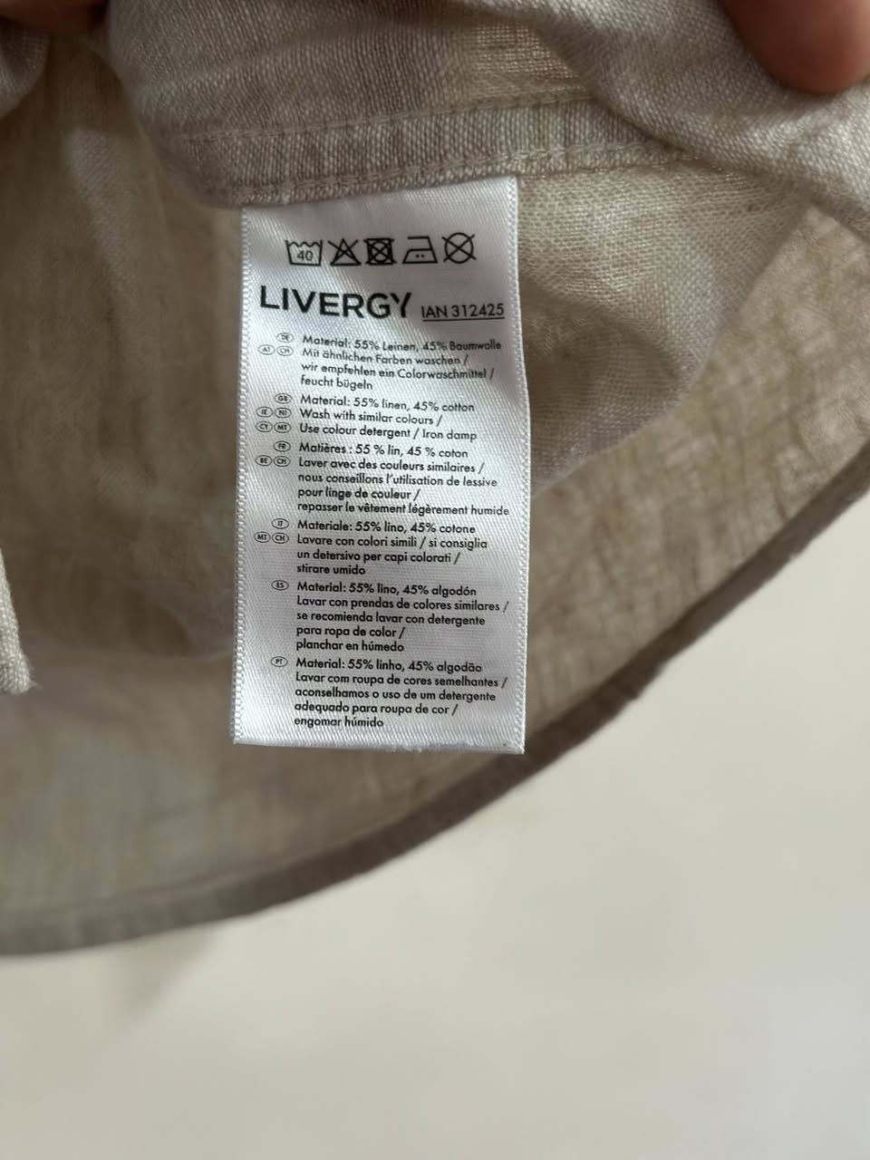 Livergy لنن
قميص أنيق بجودة عالية، مناسب للّبس اليومي والمناسبات الخفيفة.
يتميّز بلونه السمائي الهادئ الذي يعطي إطلالة راقية وعصرية.

📌 المواصفات:
• القياس: XL
• اللون: كريمي
• الخامة: بهاري ناعمة ومريحة
• النظافة: 100% (بحالة ممتازة)

💰 السعر: 10 فقط

خيار ممتاز لمن يبحث عن الأناقة بسعر مناسب 🌟


**إذا كنت صاحب هذا الإعلان وتريد حذفه لأي سبب، رجاءا أرسل رسالة إلى الدعم الفني**