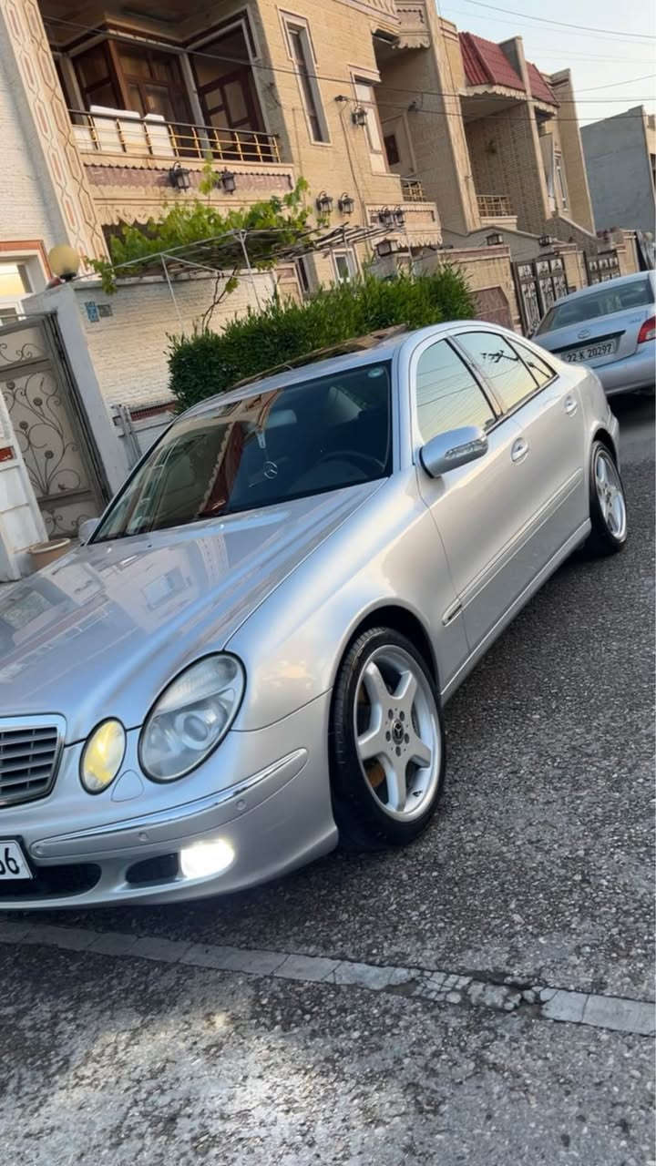 Mercedes Benz W211 E200
سیارە مودیل 2006 Elegance
خلیجی بدون صبغ 
ماشی 245KM
شاشە کار پلەی 
ویل دوو سایز AMG
گیر و معرك کهربایات بشرط 
*********** أربيل, العراق
