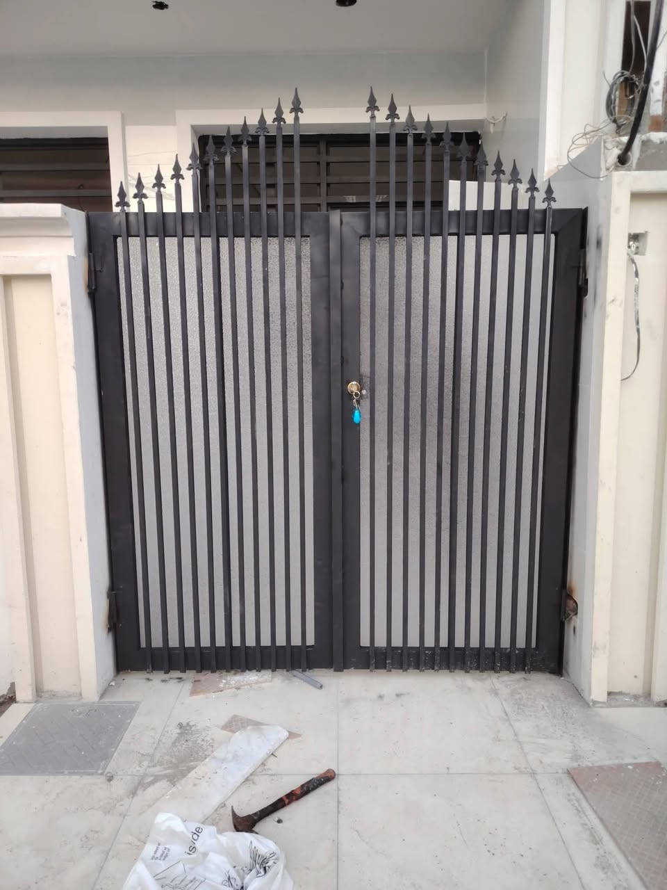 سارعوا بالحجز العرض للفترة محدوده يبدي سعر المتر مليم و٣  ٤٥الف  ومليم ونص ٥٠ ومليمين ٦٠ وجنل اطار ٥ملم وداخل مليم ونص ٦٠ وجنل اطار ٥ملم وداخل مليمين ٧٠ و اطار مليمين وداخل مليم ونص للمتر ٥٥.ملاحظه شرط فحص الحديد قبل تسليم المبلغ الكامل وفي حال اختلف الحديد يرفض العمل والعمل درجة اولى.


**إذا كنت صاحب هذا الإعلان وتريد حذفه لأي سبب، رجاءا أرسل رسالة إلى الدعم الفني**