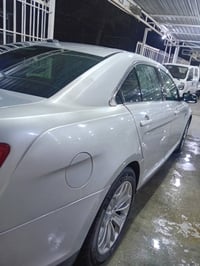 فورد تورس 2014 فول عدا فتحه السياره الضربه موضحه بصور  بأسمي تحويل مبا...