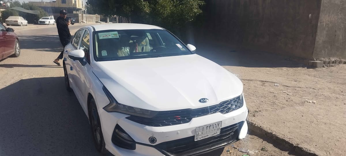 سلام عليكم سياره كيا فايف موديل 2021 سياره وارد امريكي سياره حادثة جاملغ وبنيد وصندوك مفتوح بس رقم مثنى معوقين سياره فول مواصفات بس تنته مابيه محرك 1600 تيربو سعر 145 بيه مجال مكاني البصرة وشراي يخابر راعيه أنه مكلف بل نشر وهاذ رقمه *********** Honolulu, HI
