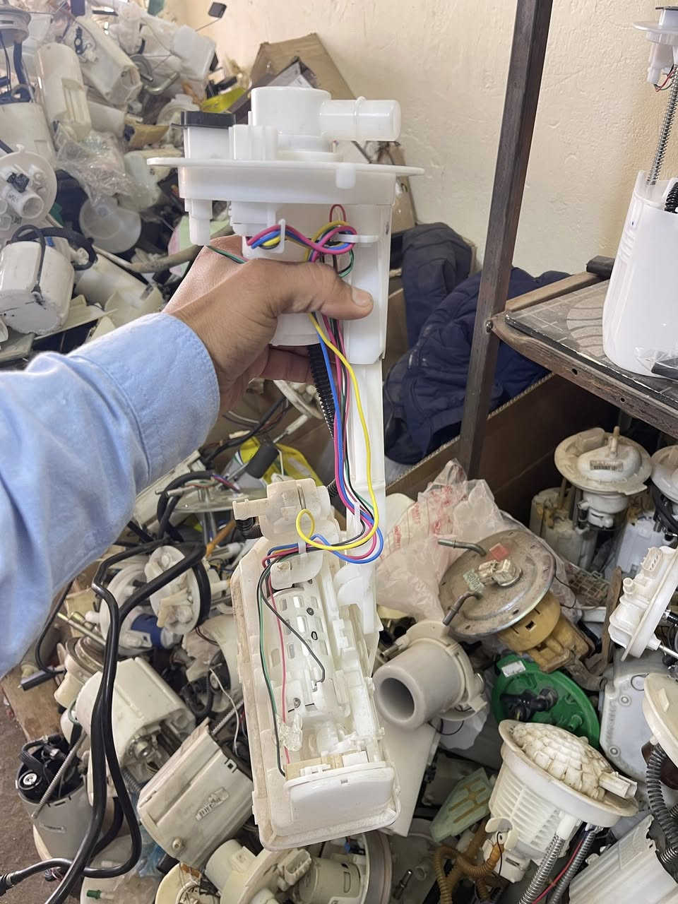 السلام عليكم متوفر قواعد فيت بم اصلي وكاله ياباني راف فور 2019-2024 هايبرد ***********
