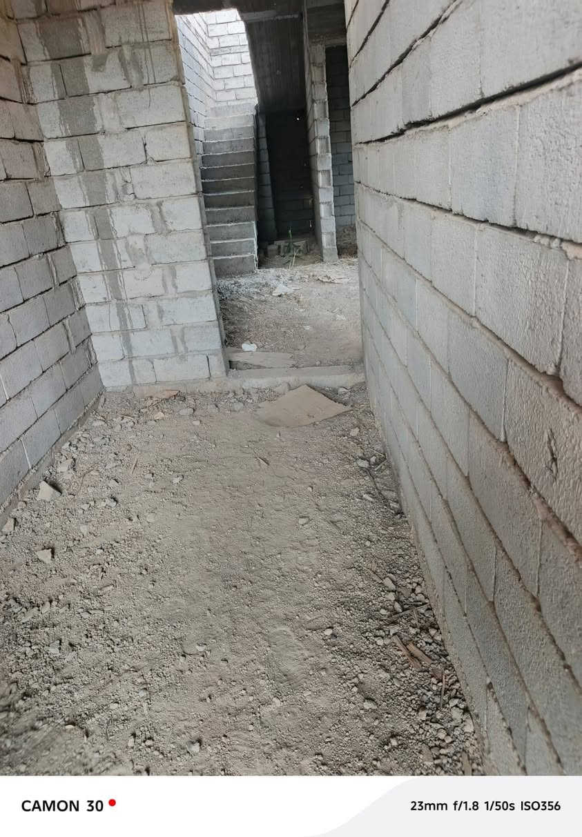 سلام وعليكم هيكل للبيع مساحه ١٠٨متر جنس ارض طابو زراعي سند ٢٥ عنوان دور زراعه قريت عداي شراي يتصل***********
