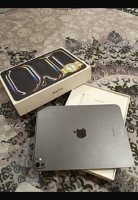 ايباد 11 m4 لبيع ذاكره 256.  بطاريه96 كامل ملحقات نضافه 100 مكاني بغدا...