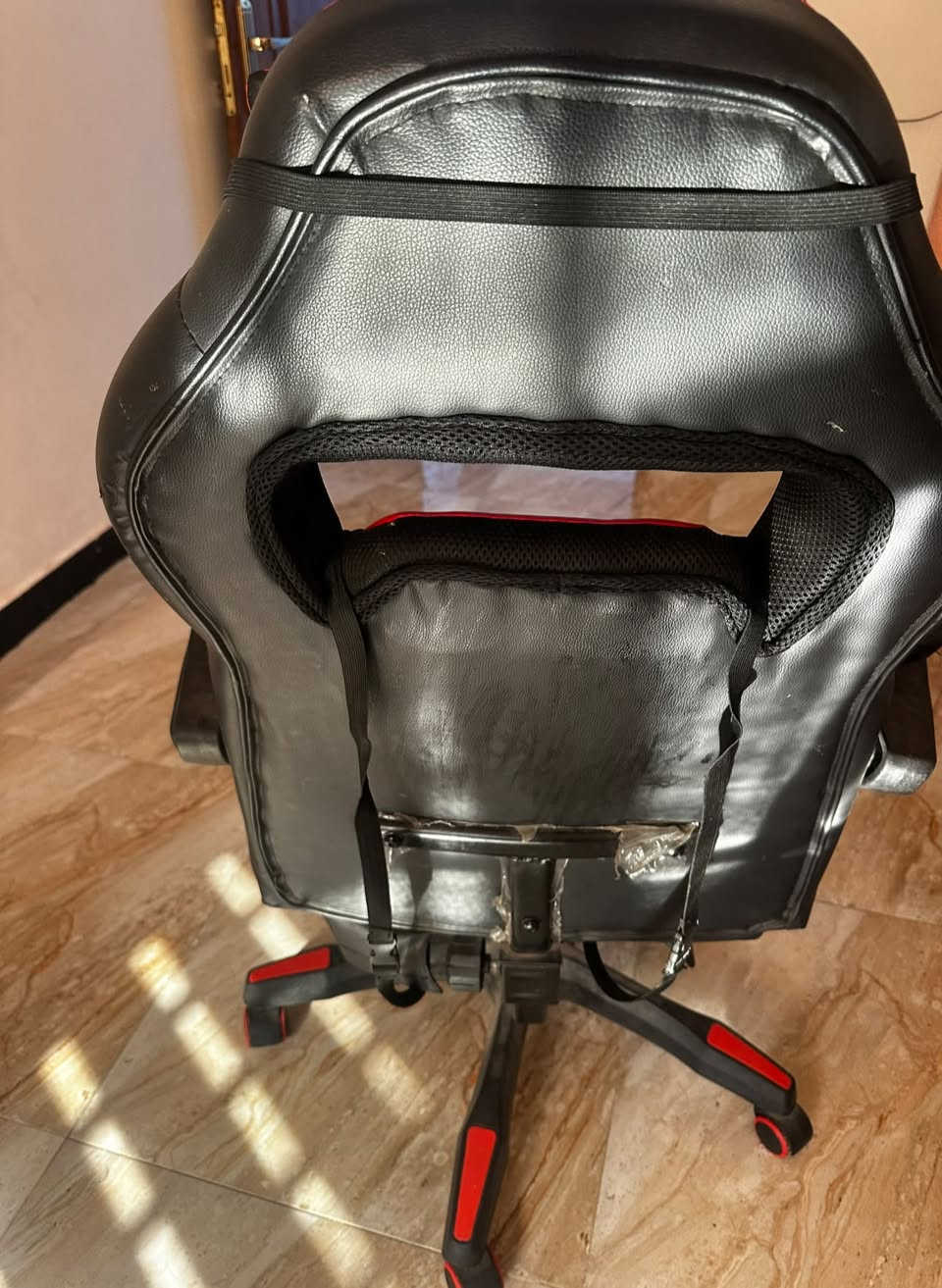 للبيع آخو الجديد وبسعر مناسب تواصل على الرقم ***********
