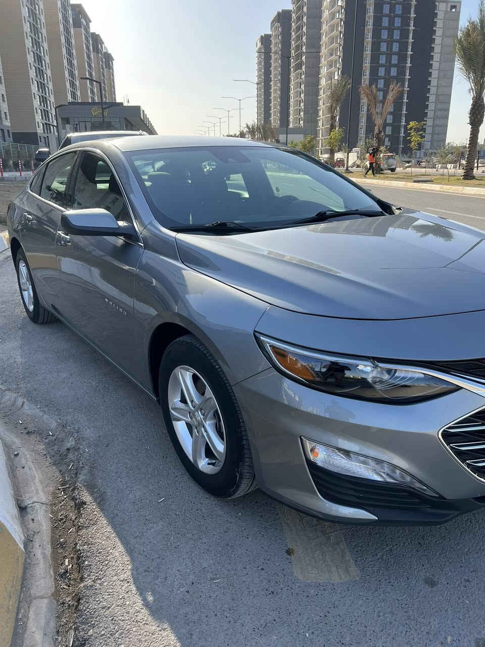 السلام عليكم ماليبو 2024 LT
حادث بسيط جاملغ وباب السايق نفسه مصلح بدون ايرباك السياره 
فوول مواصفات تشغيل عن بعد تدفئه كشنات قطعتين تبريد 
ماشيه 20 الف 
السعر 137 بيها مجال بسيط 
للاستفسار واتس اب 
***********
